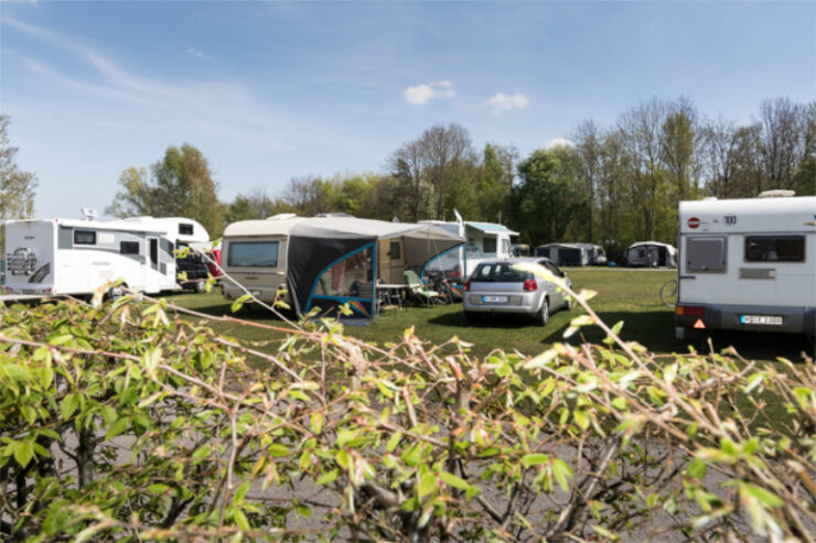Camping-Freizeitanlage-Dreilaendersee