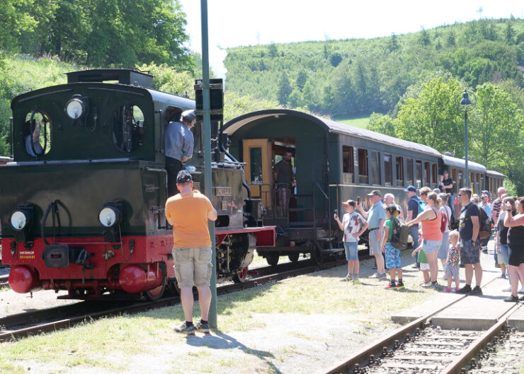 Sauerlaender-Kleinbahn4