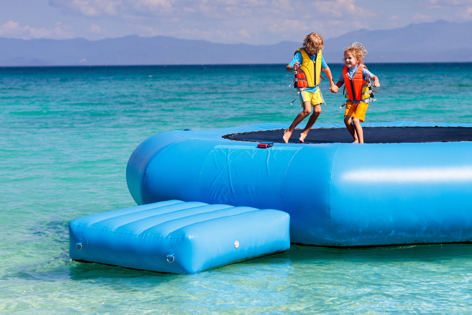 17 Besten Badeinseln _ Badeinseln XXL: Die besten Modelle im Test ...