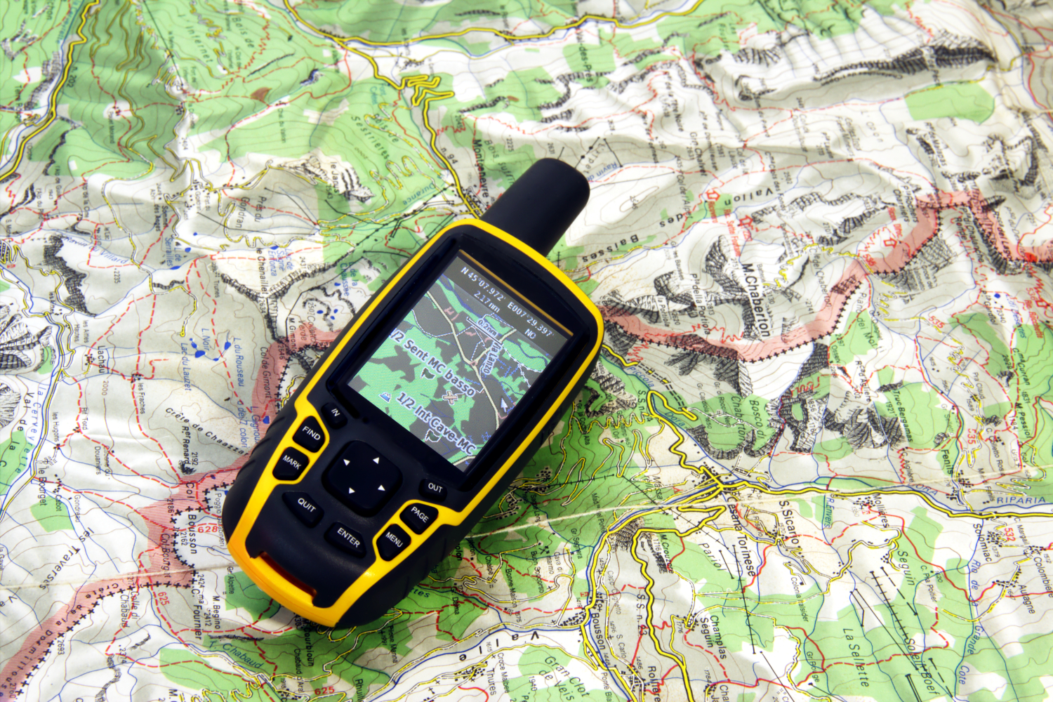 Kwnobile Silikonhülle Für Garmin Montana 700i/750i – Schwarz, Schützend & Griffig