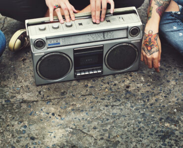 tragbares-radio-header