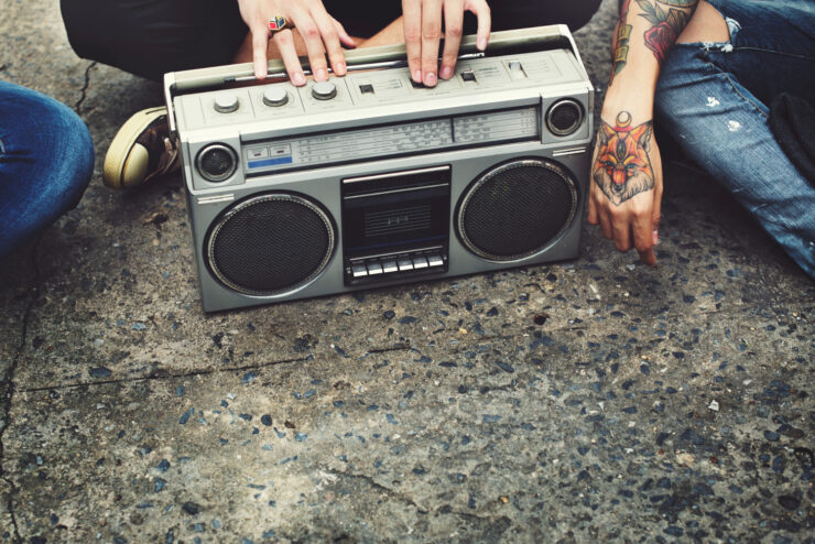 tragbares-radio-header